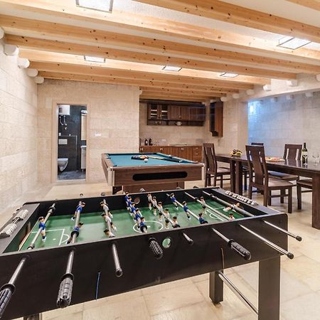 Luxury Stone Villa Nevija 2022 Milna  Esterno foto