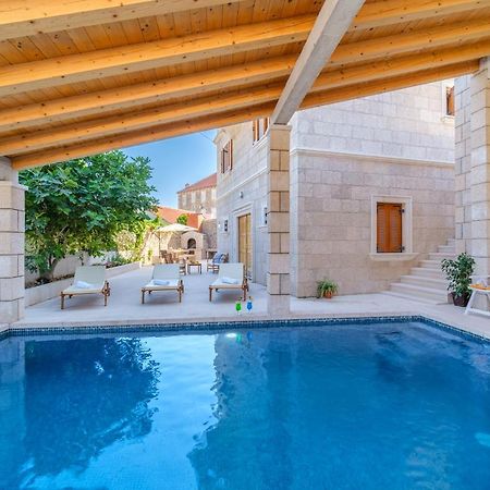 Luxury Stone Villa Nevija 2022 Milna  Esterno foto