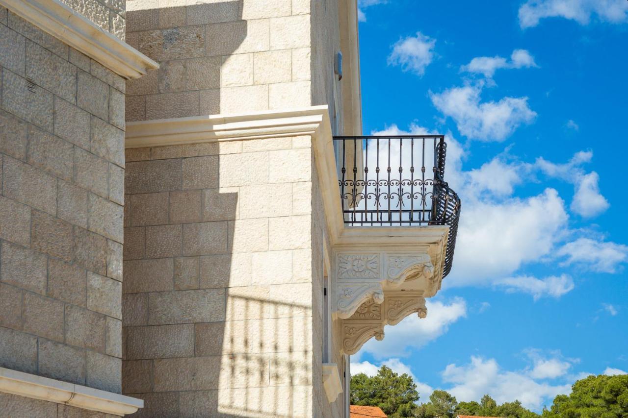 Luxury Stone Villa Nevija 2022 Milna  Esterno foto
