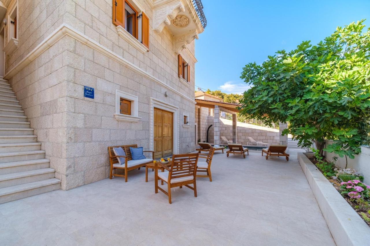 Luxury Stone Villa Nevija 2022 Milna  Esterno foto
