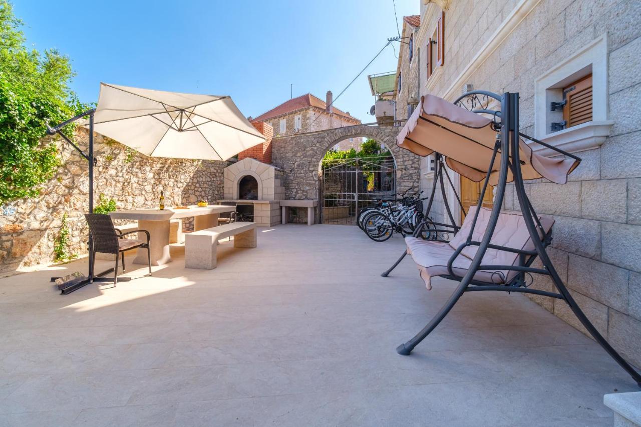 Luxury Stone Villa Nevija 2022 Milna  Esterno foto